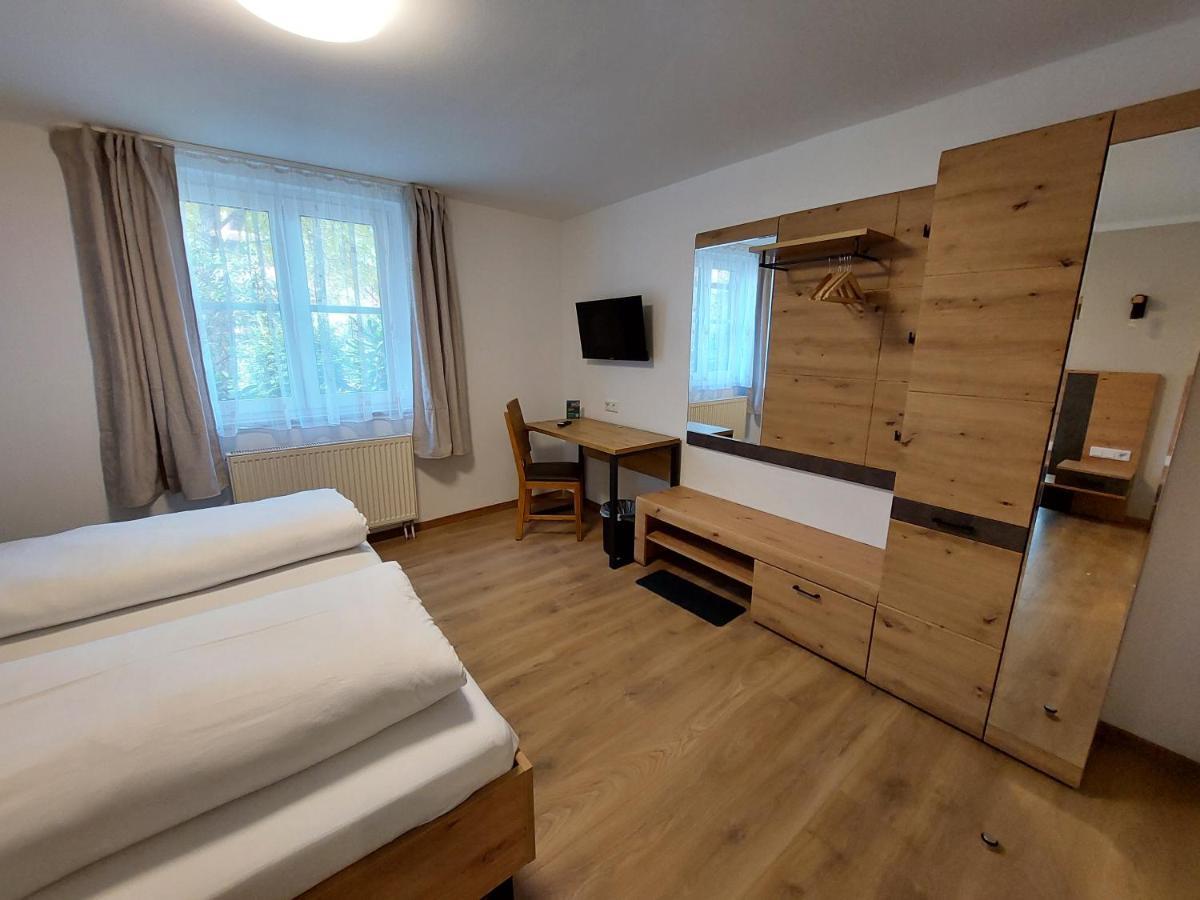 Landgasthof Moersbergei Bubenreuth ภายนอก รูปภาพ