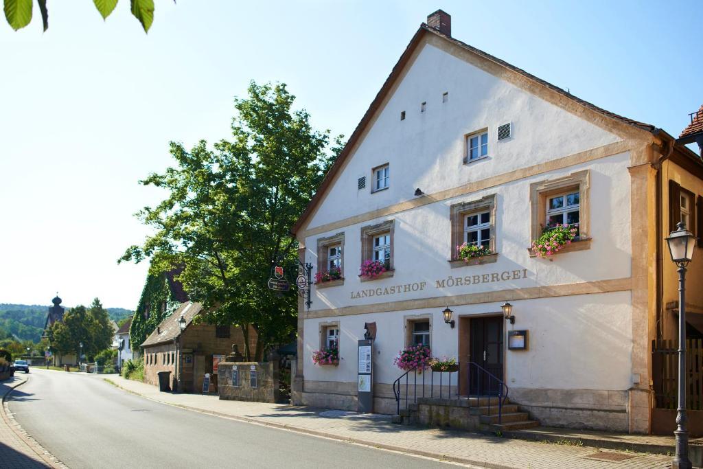 Landgasthof Moersbergei Bubenreuth ภายนอก รูปภาพ